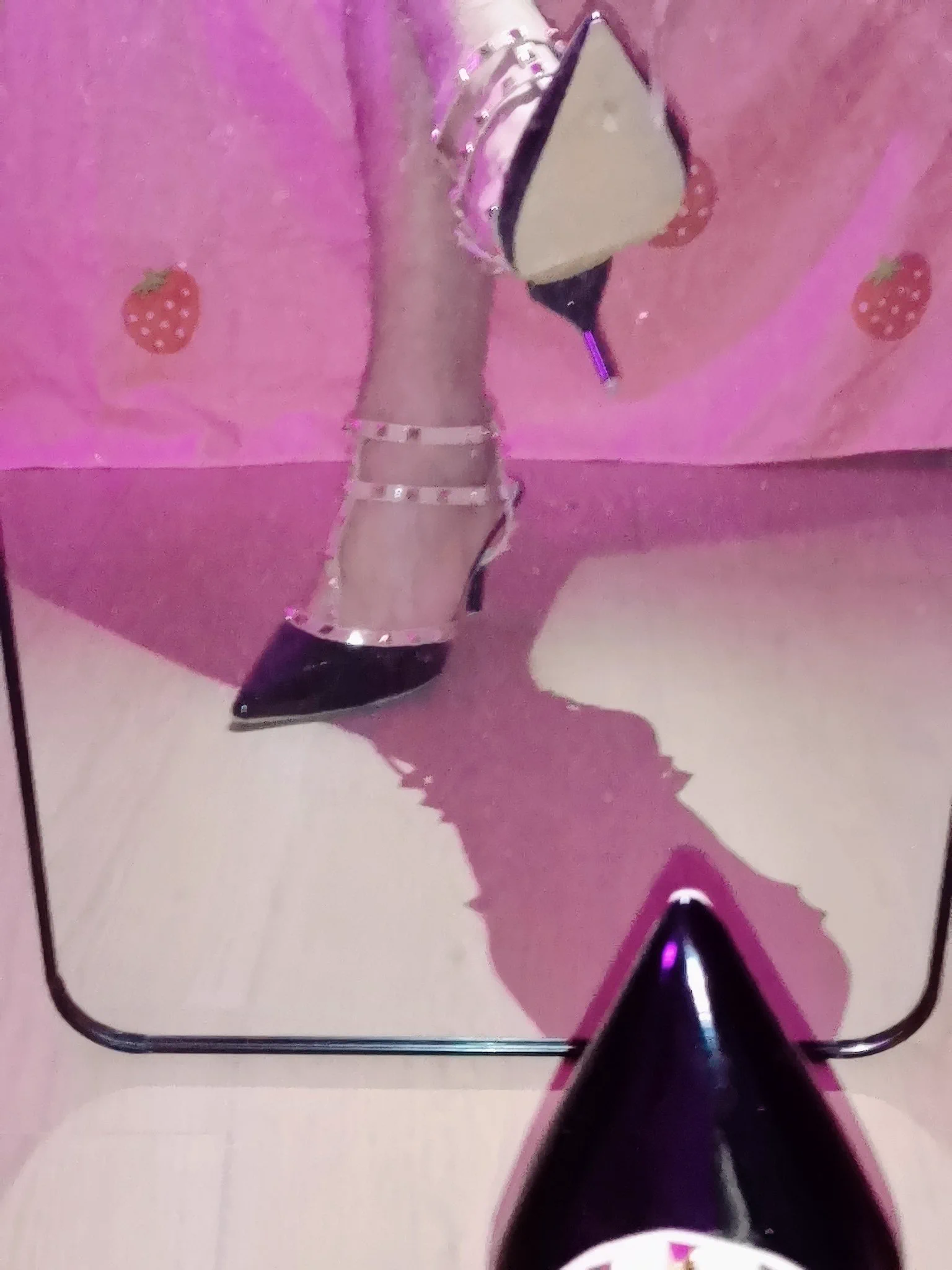 射手弟弟，小姨出这件装备可以给你加攻速嘛，可以的话请全力输出吧#足交 #调教 #华伦天奴 #足控福利 #反差 https://t.co/3NttxzBix8