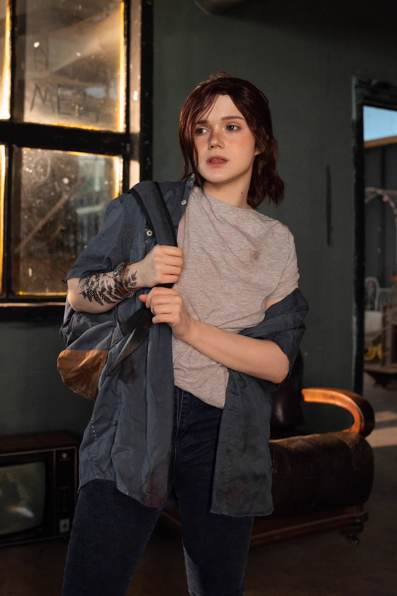 Ellie Williams: Post-apocalyptic mood 🎒🧟‍♀️ #TheLastOfUs https://t.co/3F5OjZK6Wk