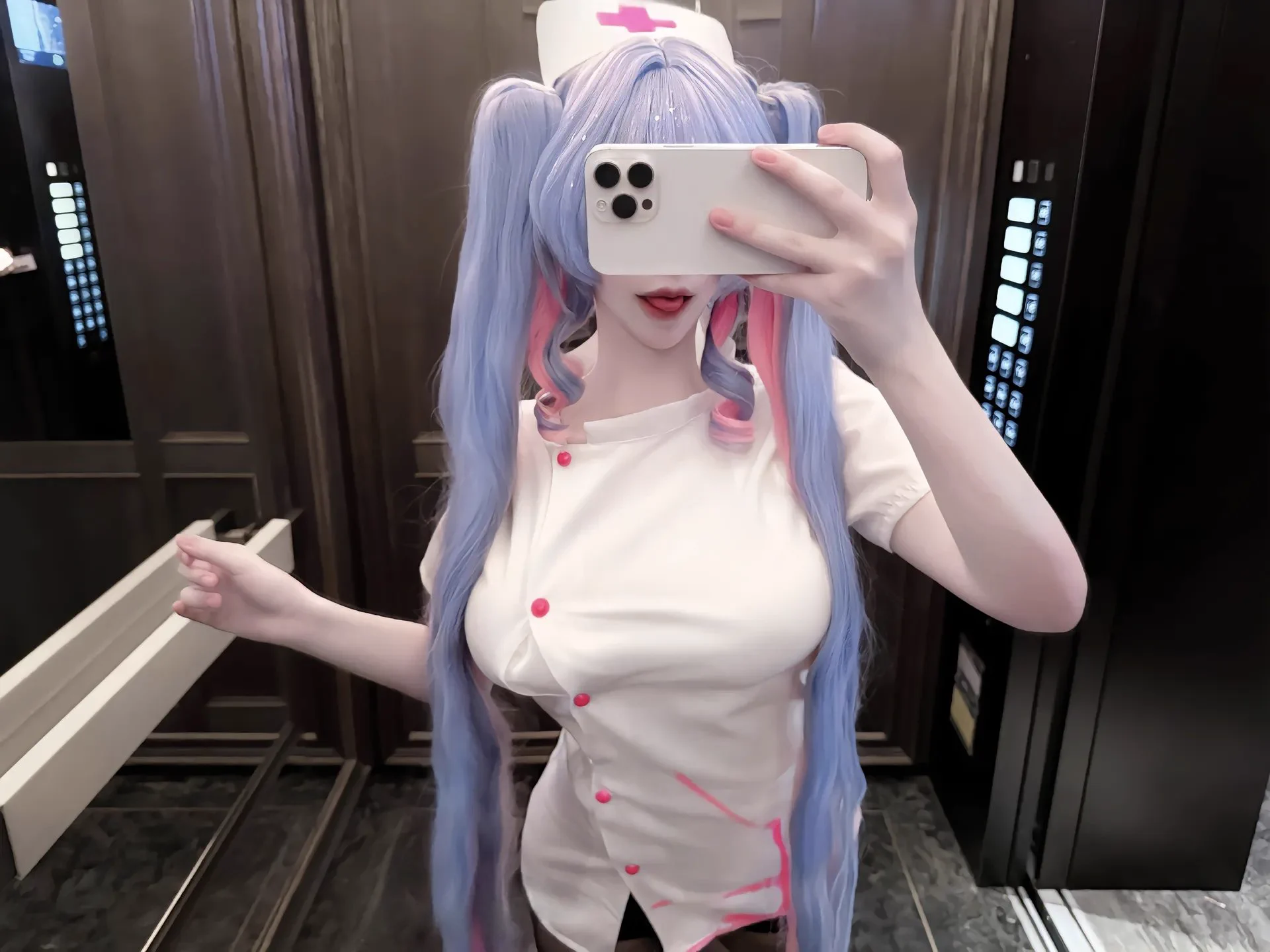 兔子洞 https://t.co/T9rpwOn9gG