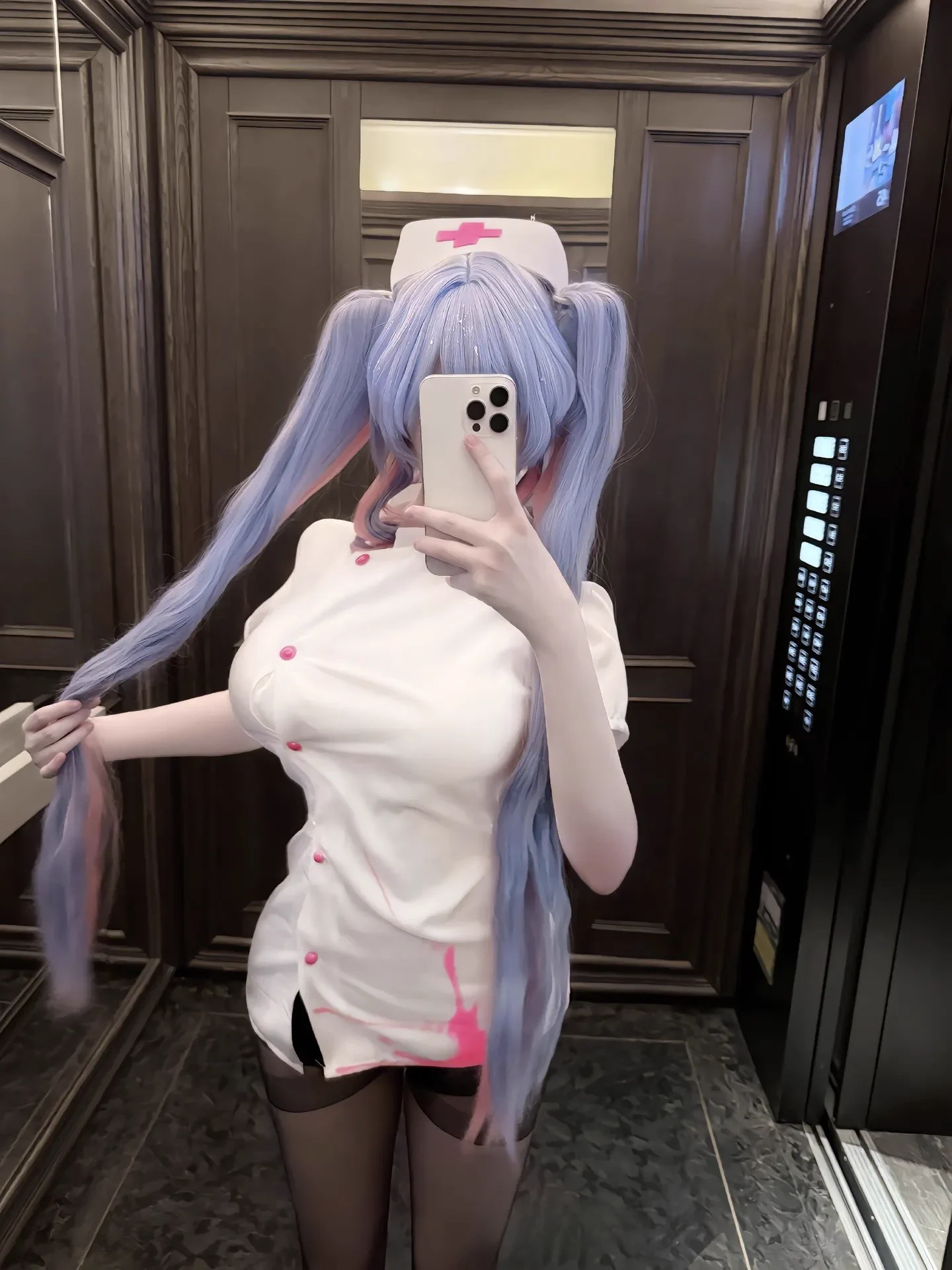 兔子洞 https://t.co/T9rpwOn9gG