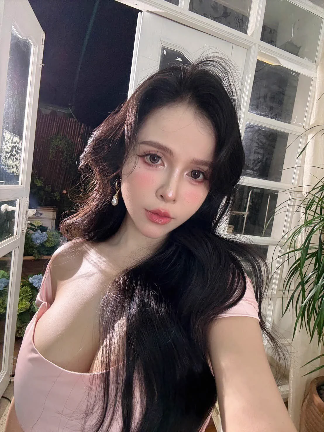 化好妝了走啊出門約會 https://t.co/4xcKCgPsii