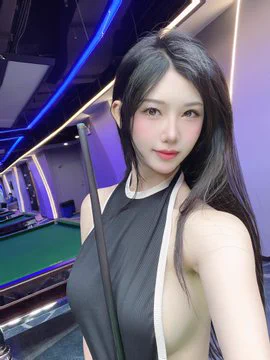 来陪我玩球啊~ https://t.co/6UzhlTxxks