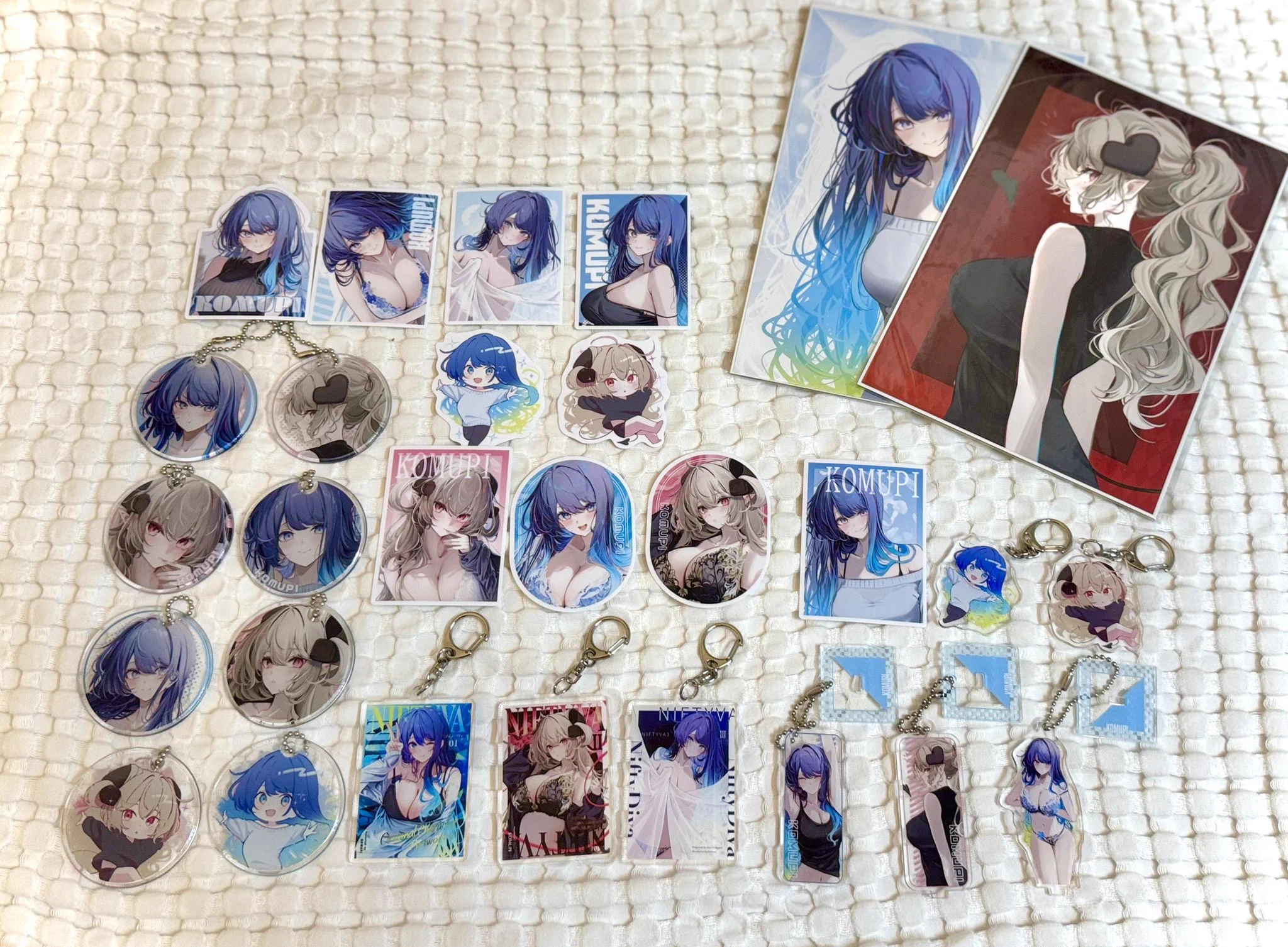 【🐬お知らせ🐬】こむぴ×ウェブポンのコラボが決定〜✨青髪ちゃんと羊娘ちゃんが可愛いグッズになりました🐬🐑【販売期間】6/13(金) 12時 〜 6/22 終日【販売ページ】https://t.co/e0mA5y7vMb #こむぴウェブポン にて報告お待ちしております🙇‍♀️