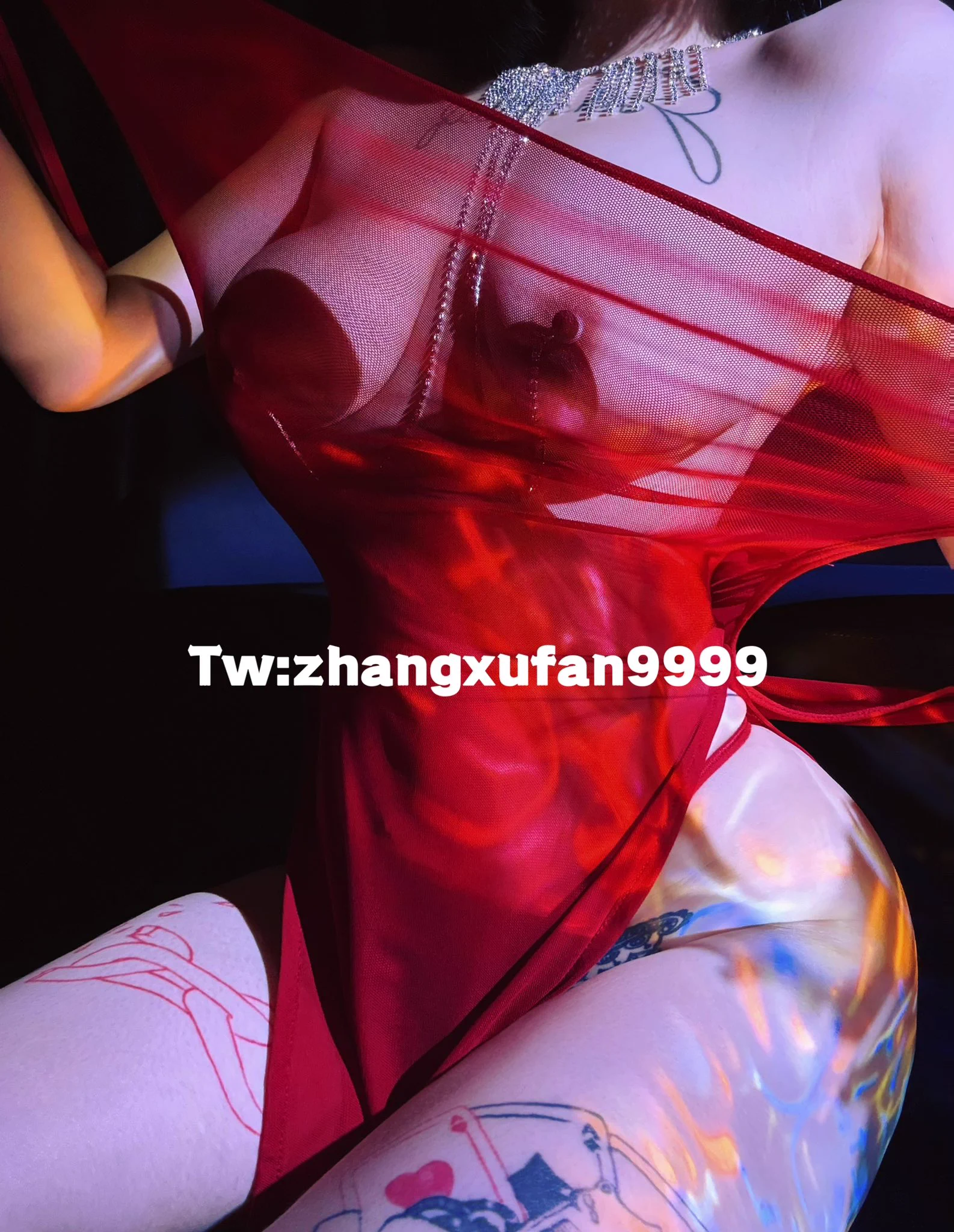 一抹赤焰 撕扯着灼伤了夜晚的边界红色绑带睡裙：🍑 Wondewr小和的收藏夹 @Doughausen @SexytoLady @SexytoGirl @SexytoDoll @SexytoBaby https://t.co/bYgqV4IxNo