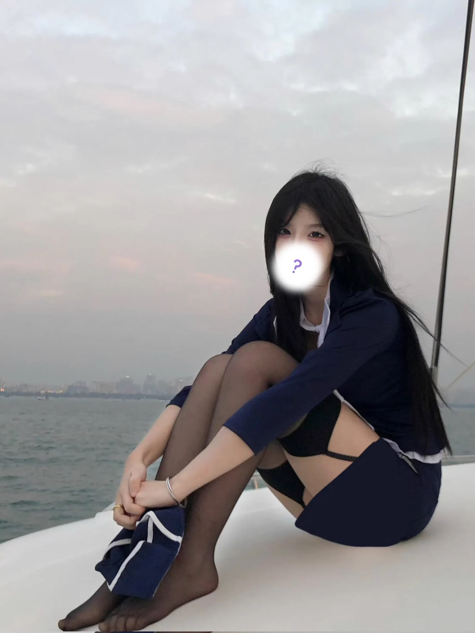 玩个刺激的，这个贴点赞破1000，给你们每人发个福利！！！！！！！ https://t.co/xbTGwzlfj2