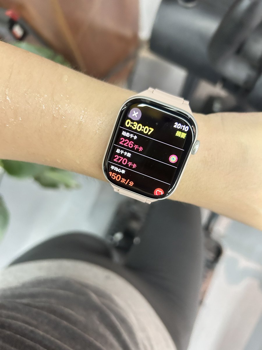 所以动不动一个小时有氧是为了吃的更多么🥲 https://t.co/fjTnsaLjnR