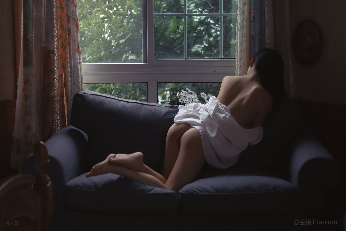 “不具名的你”    

摄影：@kjtitanium_ 

#油画风 https://t.co/lPJcaZQmSI