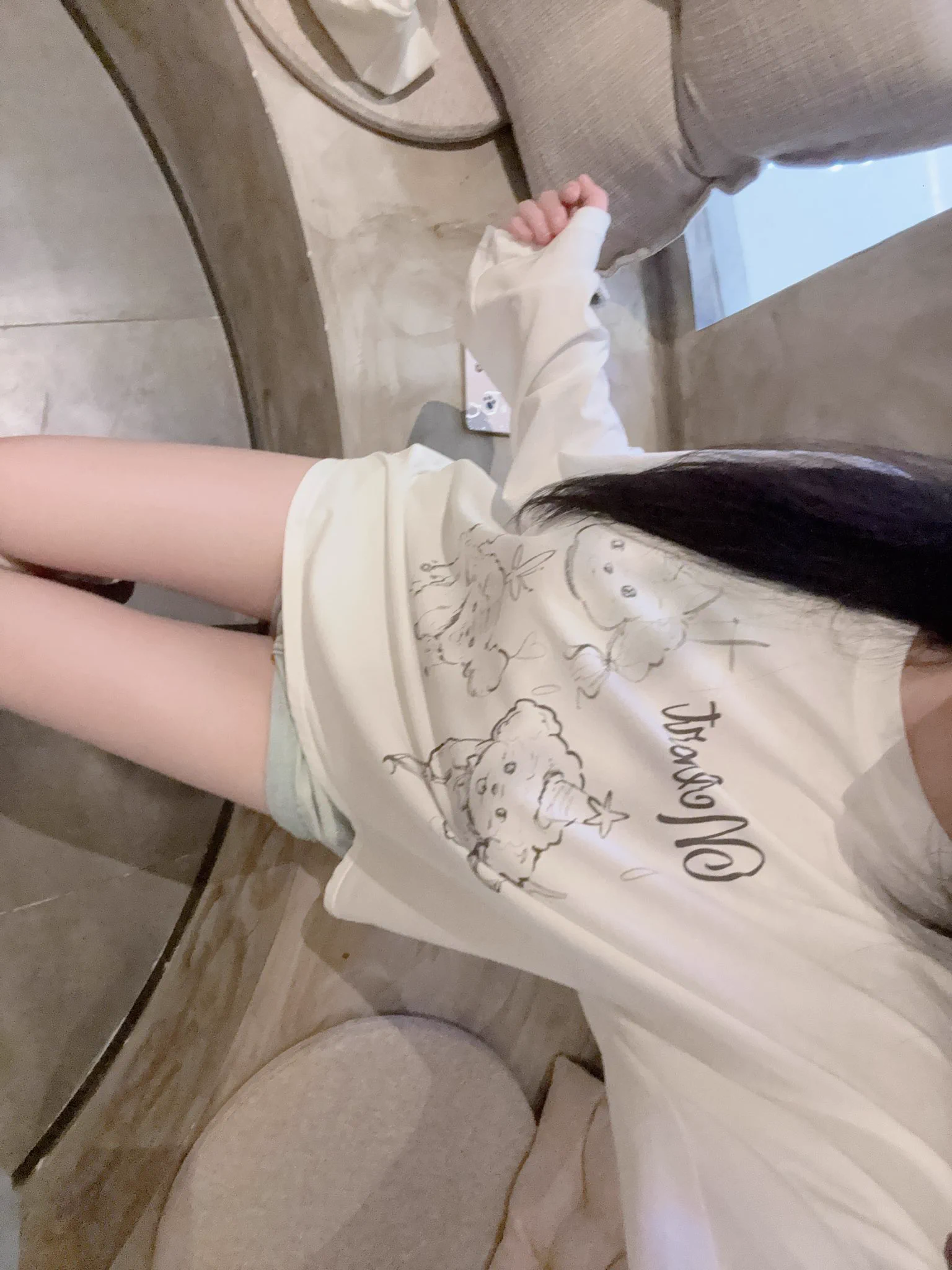 好想发奶子，怕发了限流 https://t.co/xYa6FYcptH