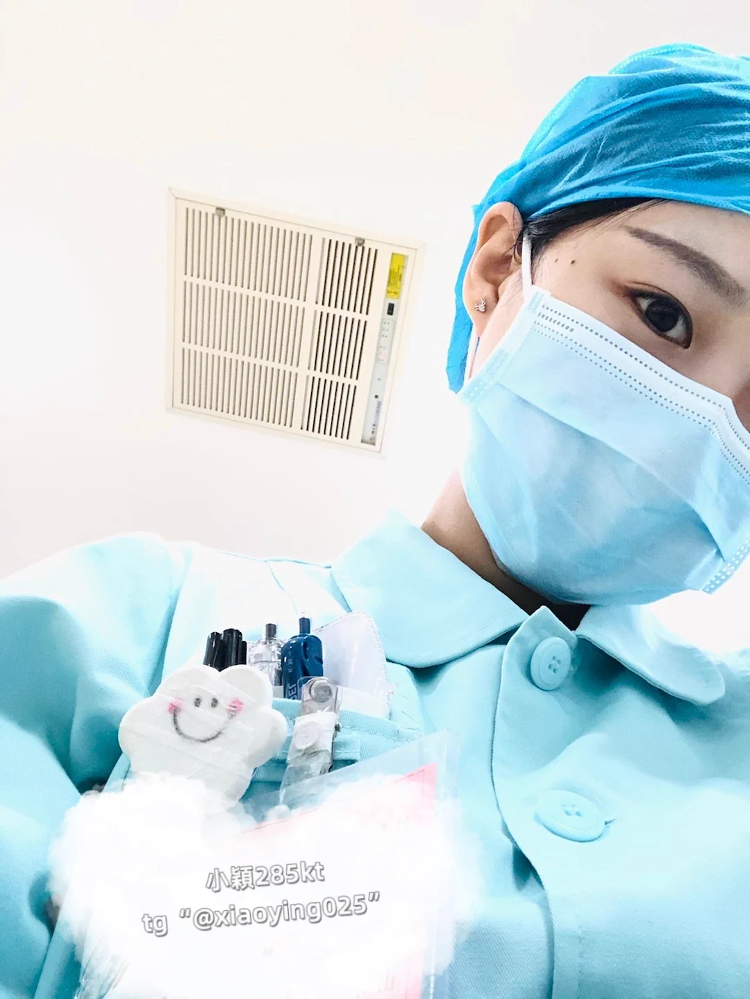 今天幫病人換藥時家屬突然大吼說我動作太慢還說「你們護理師都在摸什麼」我聽著差點紅了眼眶但還是低頭繼續把事做好你好，陌生人我不知道你是誰但能不能給我一句「辛苦了」讓我撐過這一班，再撐過明天 🥹#我是護理師 #不是出氣包#一句鼓勵真的很暖 https://t.co/DRhHK6yTnX