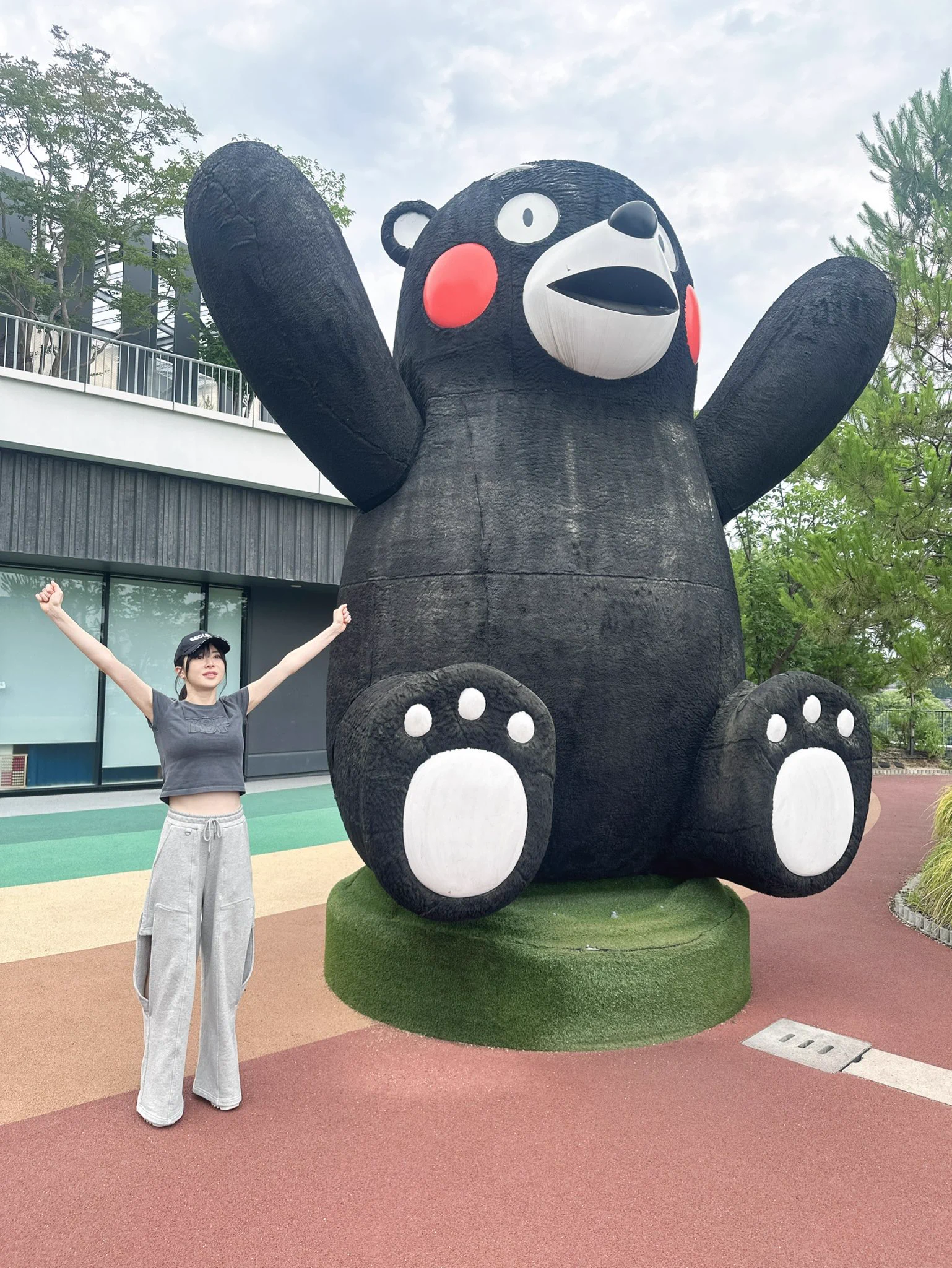 どっちが本物でしょうか？ https://t.co/F60KSQiTUz