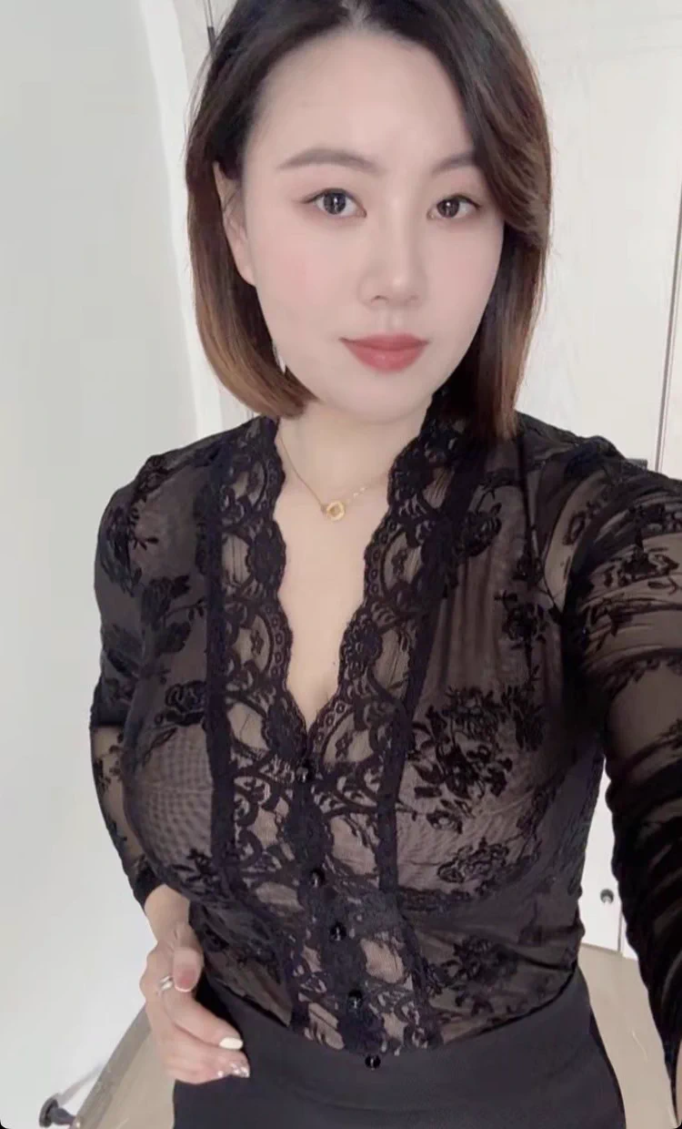 阿姨的黑色战袍 https://t.co/OziAFF8f5r