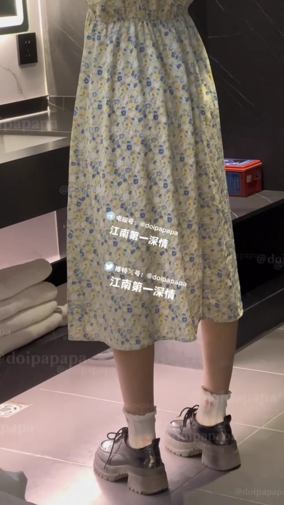 #011号女主 经典！05年 女大学生 碎花裙妹妹叫声可射 聊了一周 见面一点点脱掉她的衣服 露出白皙滑嫩的身子 美味 #无套内射 🔞半小时完整版电报群已更新 心里话：感谢兄弟们支持原创 江南贵在真实【推特40w粉那个沙雕是盗狗 大家避雷 】@SexytoBaby @SexytoLady @SexytoGirl @SexytoDoll https://t.co/03zFupBrYi