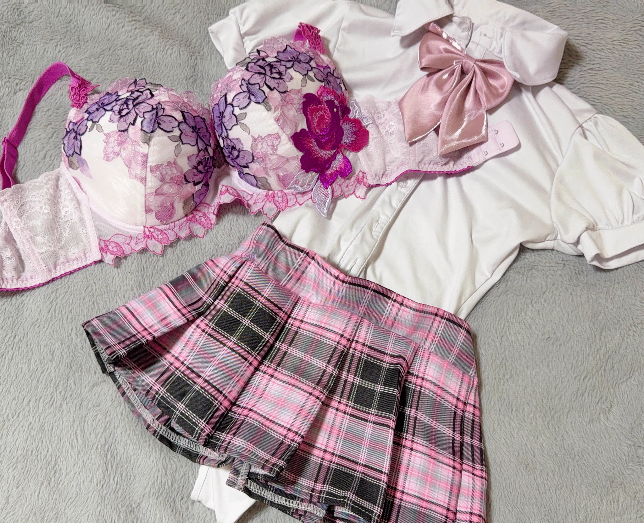 ひさしぶりにコスプレ🫣💕ピンク系でかわいい💕 https://t.co/5G6fyUVAd2