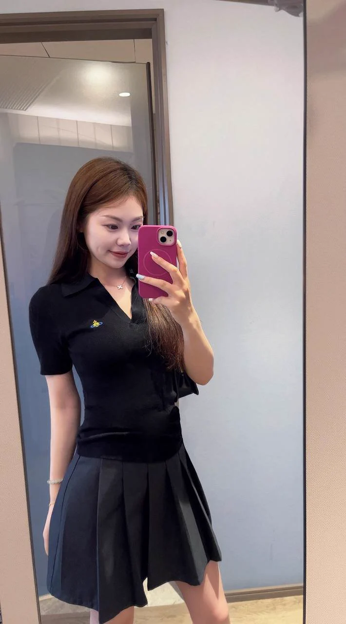 被喂饱后的气色都变好了许多，给你们展示一下我的榨精技术吧～他虽然不是很粗但真的契合我的身体，刺激我阴道每一处敏感点让我淫水泛滥…因为是固定炮友，最后选择了内射，有没有觉得我榨精的技术很好呢，换做是你，能坚持几分钟？ https://t.co/7q2zJQhevR