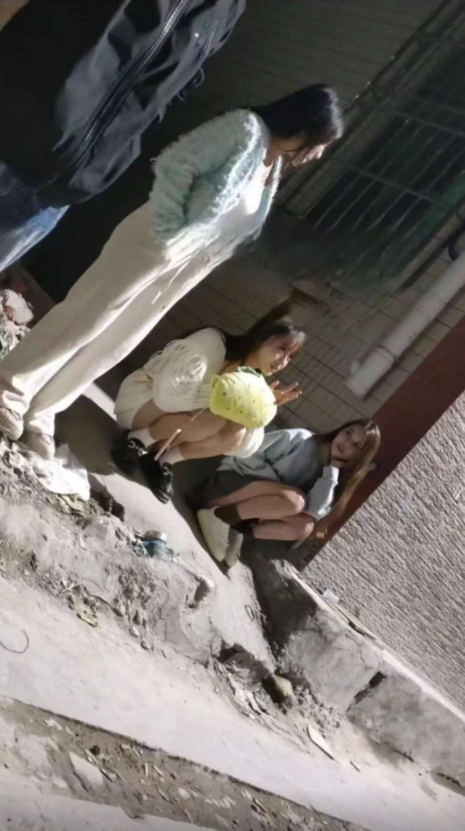 群友得吃返图，坐标广州。叛逆小妹初入社会创业第一站，必须支持一下。#站街 #扫街 https://t.co/UckOlglOHV