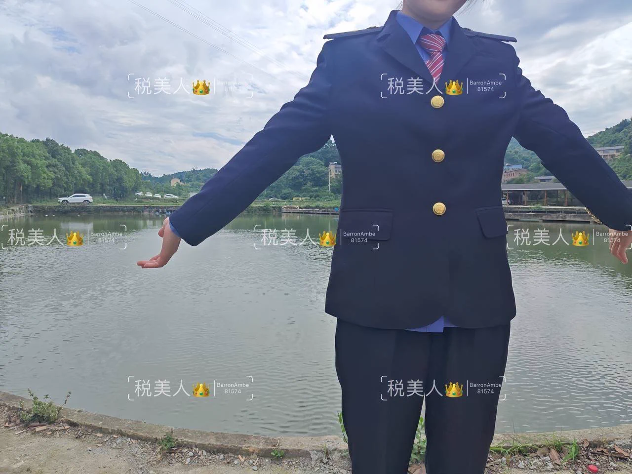 税务局的工作好多，平时就喜欢自己找点刺激，释放一下…对不起是我不懂事了，还穿了胸罩，下次真空来上班，凸点的话同事会不会觉得我很骚… 不过知道又怎么样，女人本来就是要追求性爱的刺激的，同意吗～ https://t.co/odMyEqZvFK