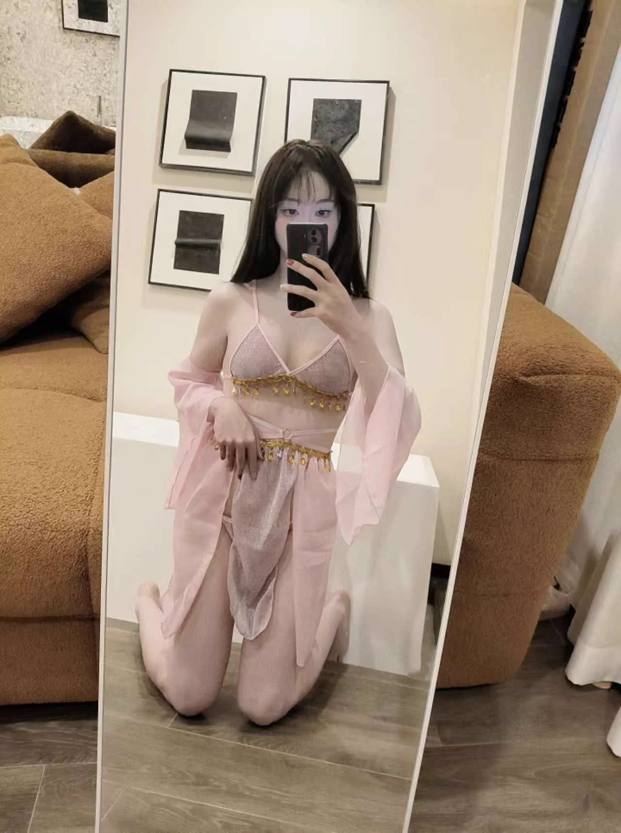 你们的女神小12又来啦，说在酒吧被人下💊发情在别人车上撸，我看是自己骚的，水上乐园流精、女装捐精被蛐蛐、拍写真流精什么都干得出来骚的没边…又骚又欲你们爱吗，最近活跃可做她奴下奴
想变成她这样当骚女儿？婉儿老师雌堕训练招生中..
点赞转发更新更多雌堕知识～
#女攻男受 #前高 #扩张 #雌堕洗脑 https://t.co/xP8qAhcpMf