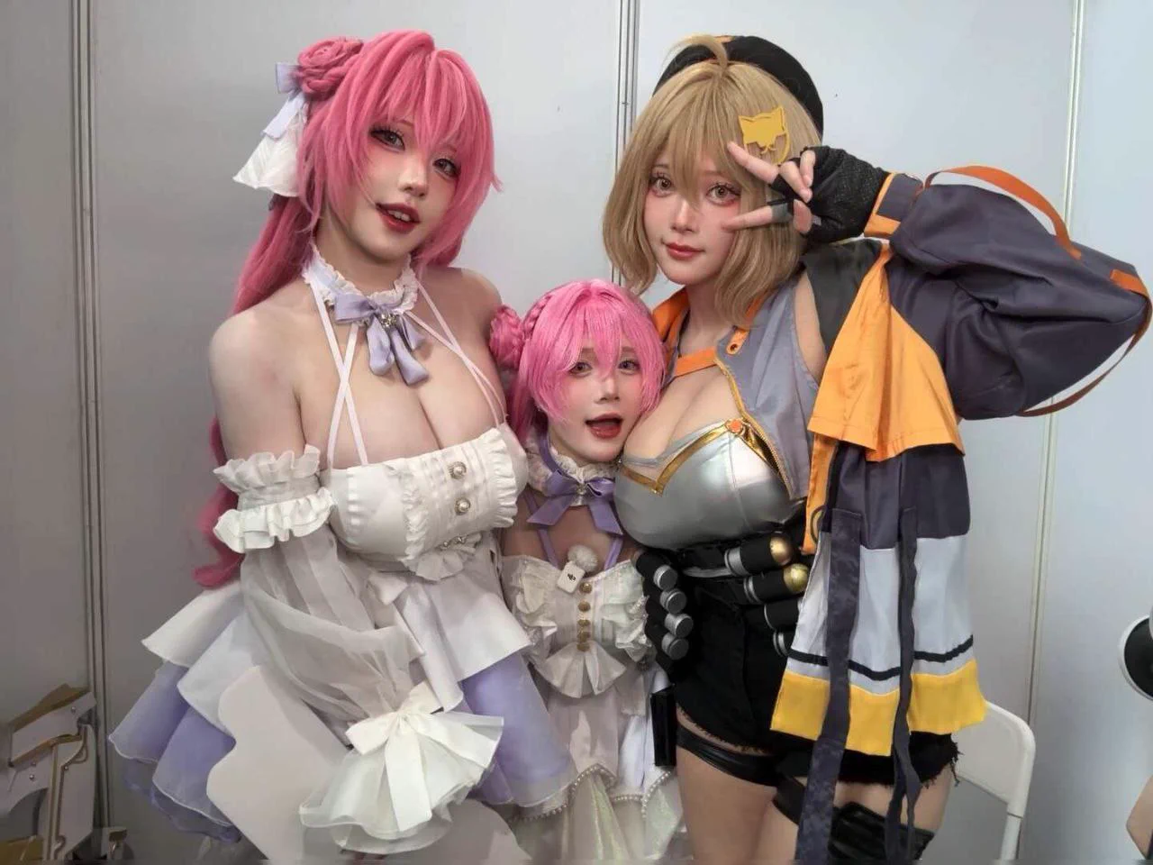 Doro的头都没菌烨一个波大…🤪#乐子 https://t.co/GZNnOiVr7u