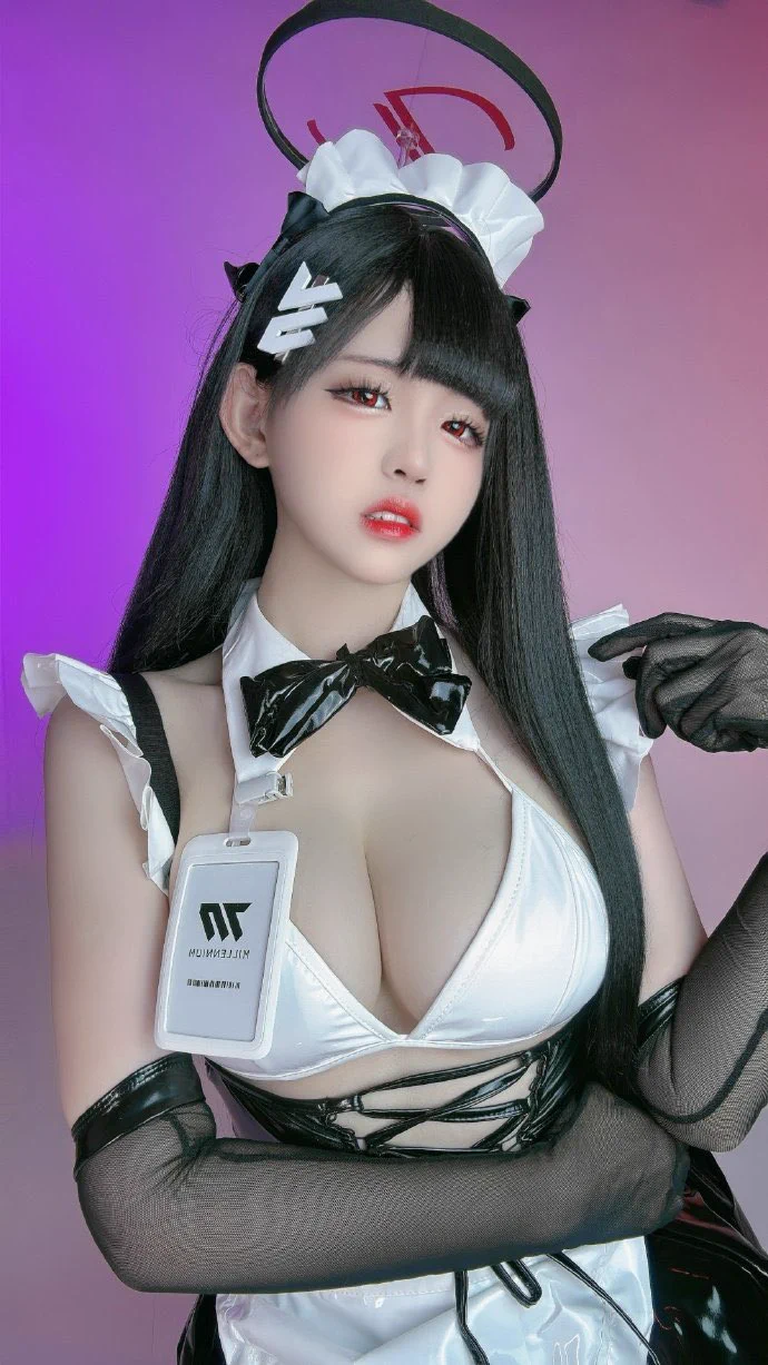 被踹一脚就老实了#蔚蓝档案#调月莉音#互fo https://t.co/nvyfwutaGT