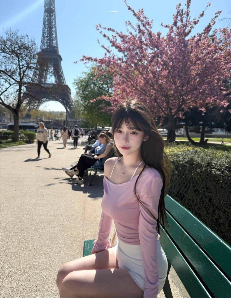 #上海 𝑺𝒉𝒂𝒏𝒈𝑯𝒂𝒊 ⑤🔝 年华磨成的精致优雅 蔷薇🌹如期盛开游客是你 风景是我 无法避免 让你经过温柔的『白月光』 满满胶原蛋白 白皙婴儿肌 全身0整0纹身 三点透明粉 发光耀眼 气质满溢🛰️luo222jie🐧390114874看照门槛🚪 100 （永久有效） 备注zfb口令🧧✈️ https://t.co/NRs2DR2xRw https://t.co/PXMZHf4ioz