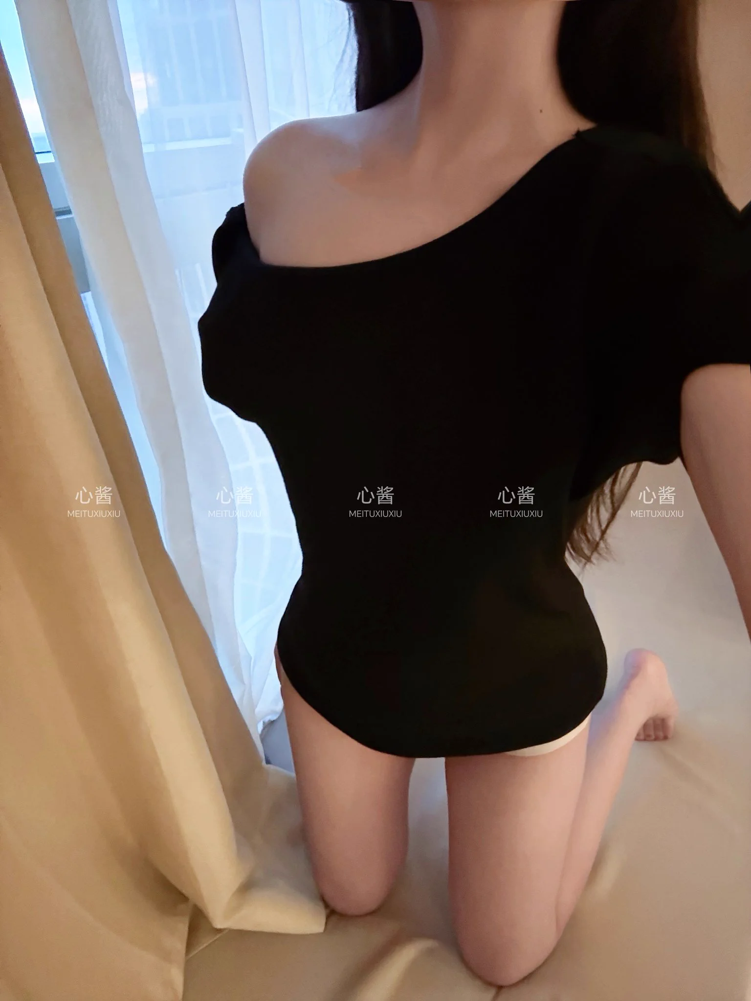 新买的衣服给哥哥们先看😍@MaecMax｜@QnewHome@DaecMax ｜@SnewHome@GaecMax ｜@GnewHome@WaecMax｜@DnewHome https://t.co/n07yeXtGMD