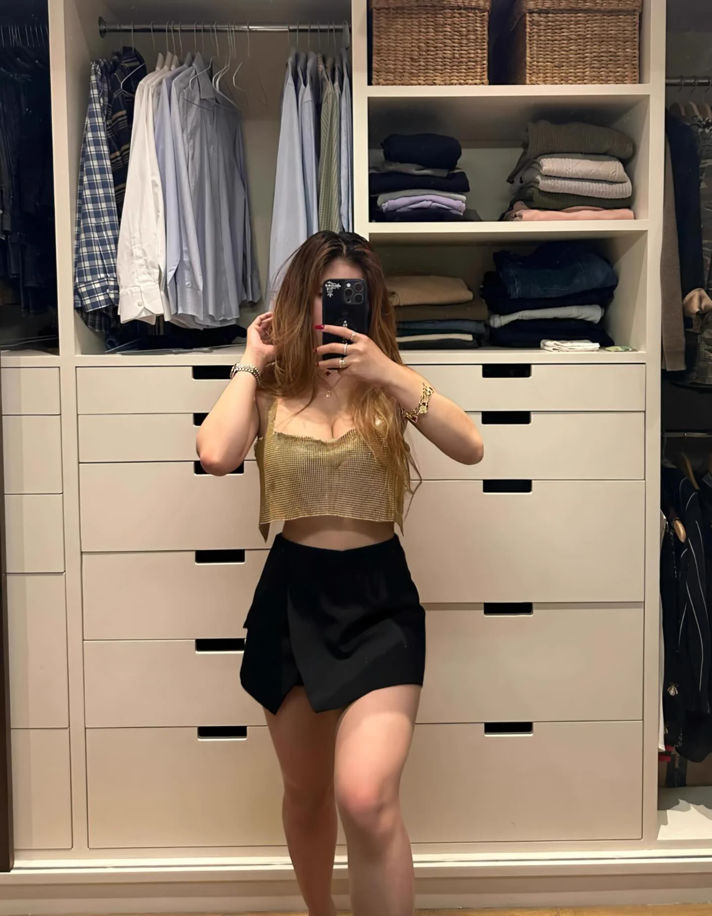 晚上出门dating，穿哪套能拿捏男人啊？📷🥲（最近真的好胖） https://t.co/HZ8tz7n5Fx