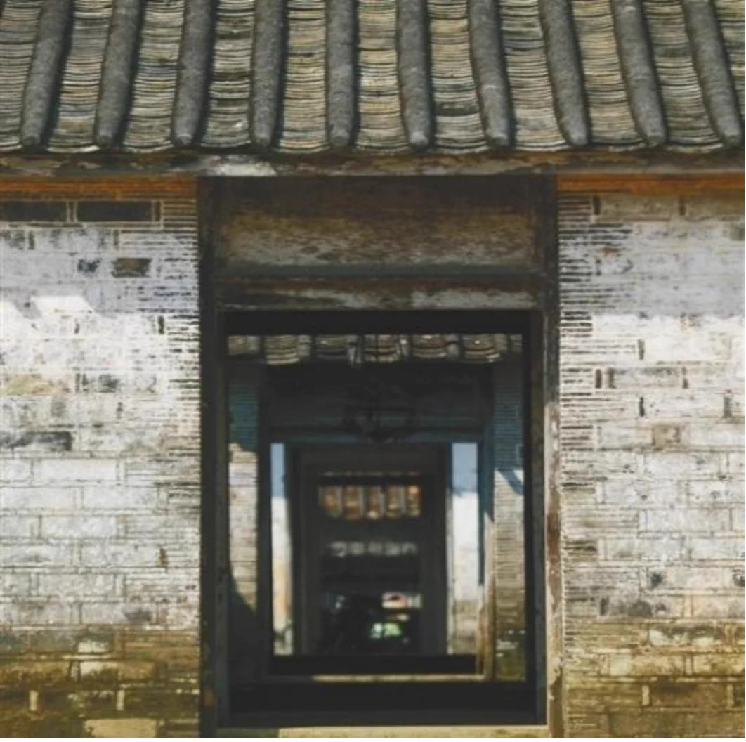 무더운 여름날, 가장 중독성 있는 것은 온 집안의 서늘한 공기이다. 집이든 사무실이든 쇼핑몰이든 에어컨과 선풍기는 정말 잠시도 멈출 수 없다. 하지만 에어컨과 선풍기가 없던 고대에 하이난 사람들은 어떻게 집에서 더위를 식히고 더위를 식혔을까?→https://t.co/02ZFKcdtwW https://t.co/7VoA6Ln3Wx