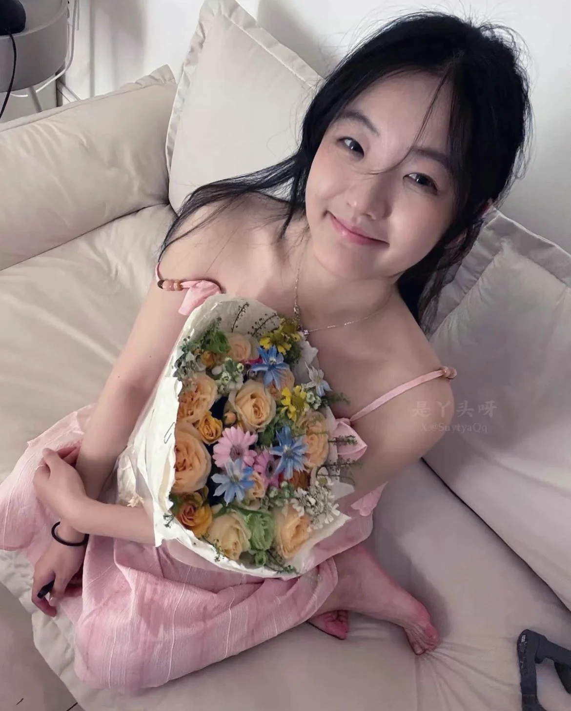 我妈把我生下来长个这么好看的屄不就是为了给男人操吗👅 https://t.co/pqczbxGvIU