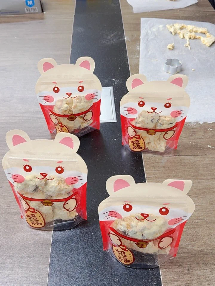 搶劫～～～一包100元😆😆狗狗開玩笑的～狗狗沒有要賣🤣狗狗做了百分之30的步驟🤣🤣 https://t.co/UUiBbJ3oaq