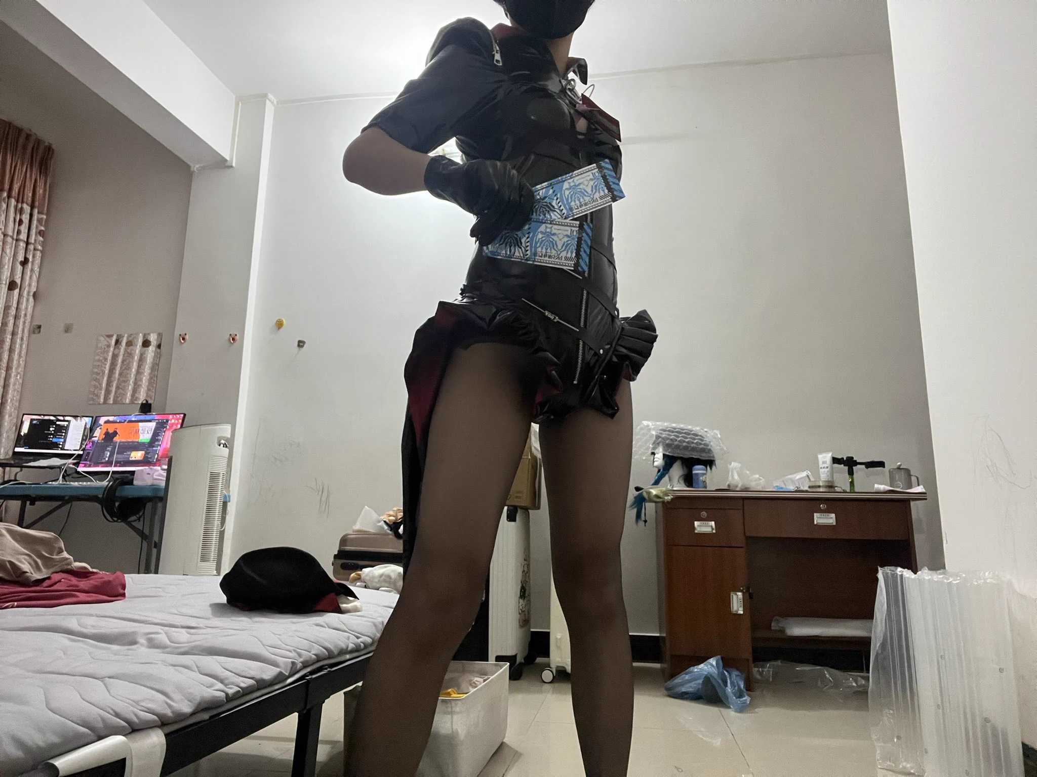 平日软弱无能的社畜，背地里竟然…#男娘 https://t.co/CB74930sIf