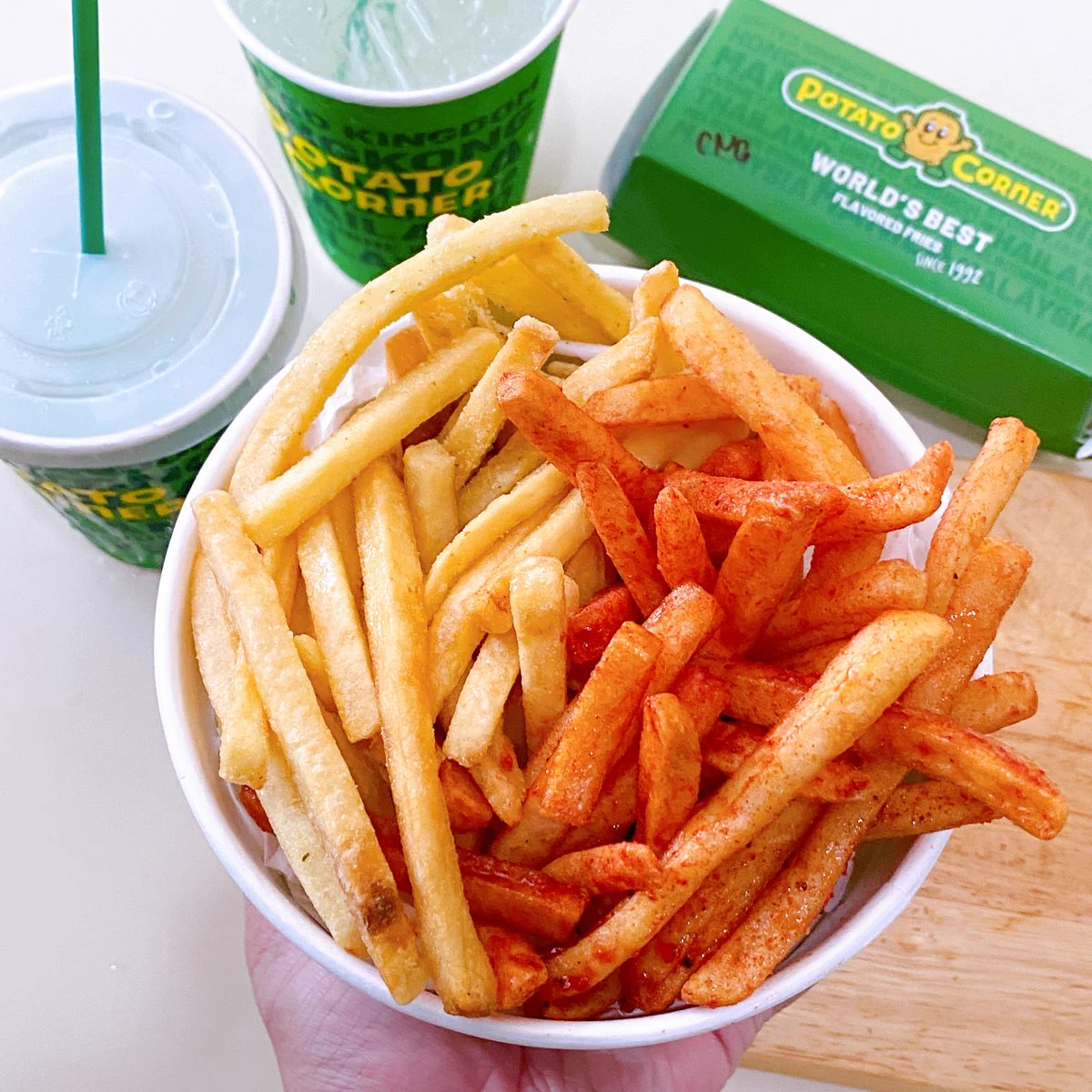 สั่ง Potato Corner ในแกร็บฟู้ดมากินแบบคุ้มๆ ชุดนี้ ได้มา 101 บาท บอกเลยว่าคุ้มมากกก นี่ได้ลดไปหลายต่อเลย https://t.co/508P1IAxeQ