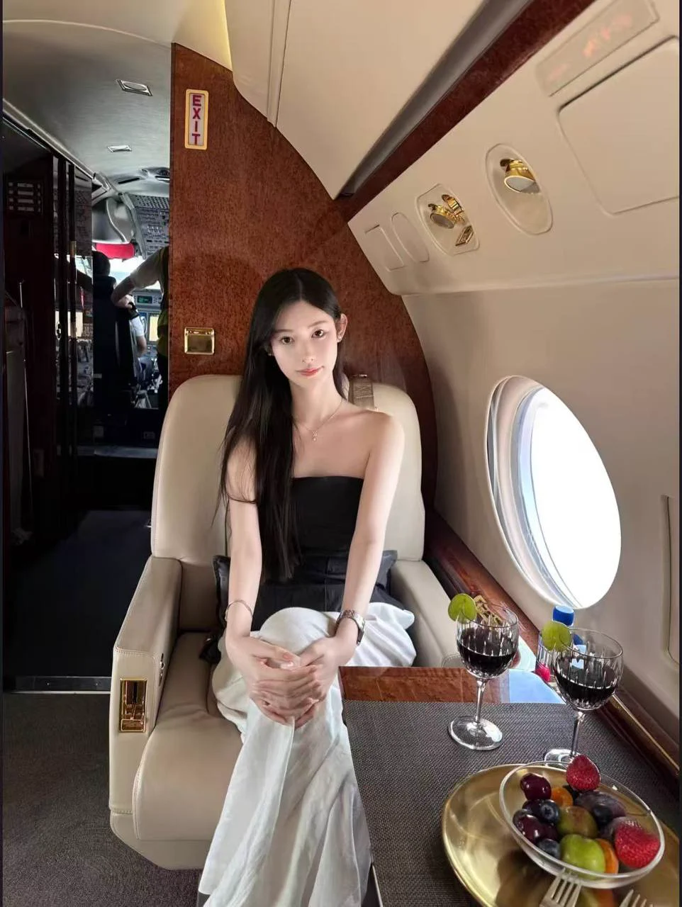 🌈深圳🔝最美高百瘦 非诚勿扰 

小骨架！小骨架！筷子腿
真实05年 174天然E罩杯 全身0整容 无疤痕 🏹全身冷白皮
真人比照片好看一万倍
短开兼职 高尔夫 钢琴十级  英语八级

Tg🛰️全国在线看图群交流群精彩反馈在内☞:https://t.co/8bdb0JW3Td https://t.co/OxxlCT0HnM