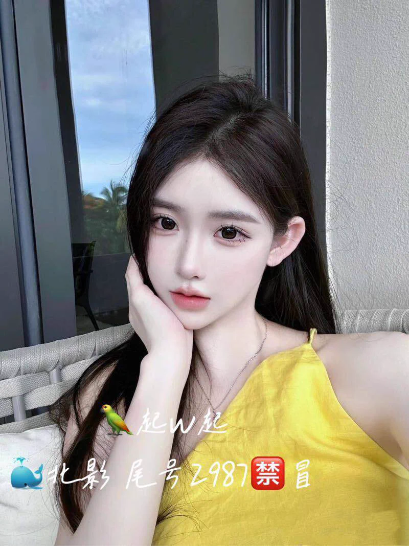 #北京 
🦜新人 5w 🔝京城第一白 纯欲天花板
    北影小仙女🐝
    未来女明星🥰
   肤白貌美气质佳👙
  170D 46KG  03年 
 五星豪华GZS
南方人 五官精致 气质好 衣品佳 
🛰️：xycoser1
🐧：3925191783
看照门槛🚪100（永久有效）备注zfb口令🧧添加➕
✈️：https://t.co/LxE97xBQ1S https://t.co/JITF0lP07U