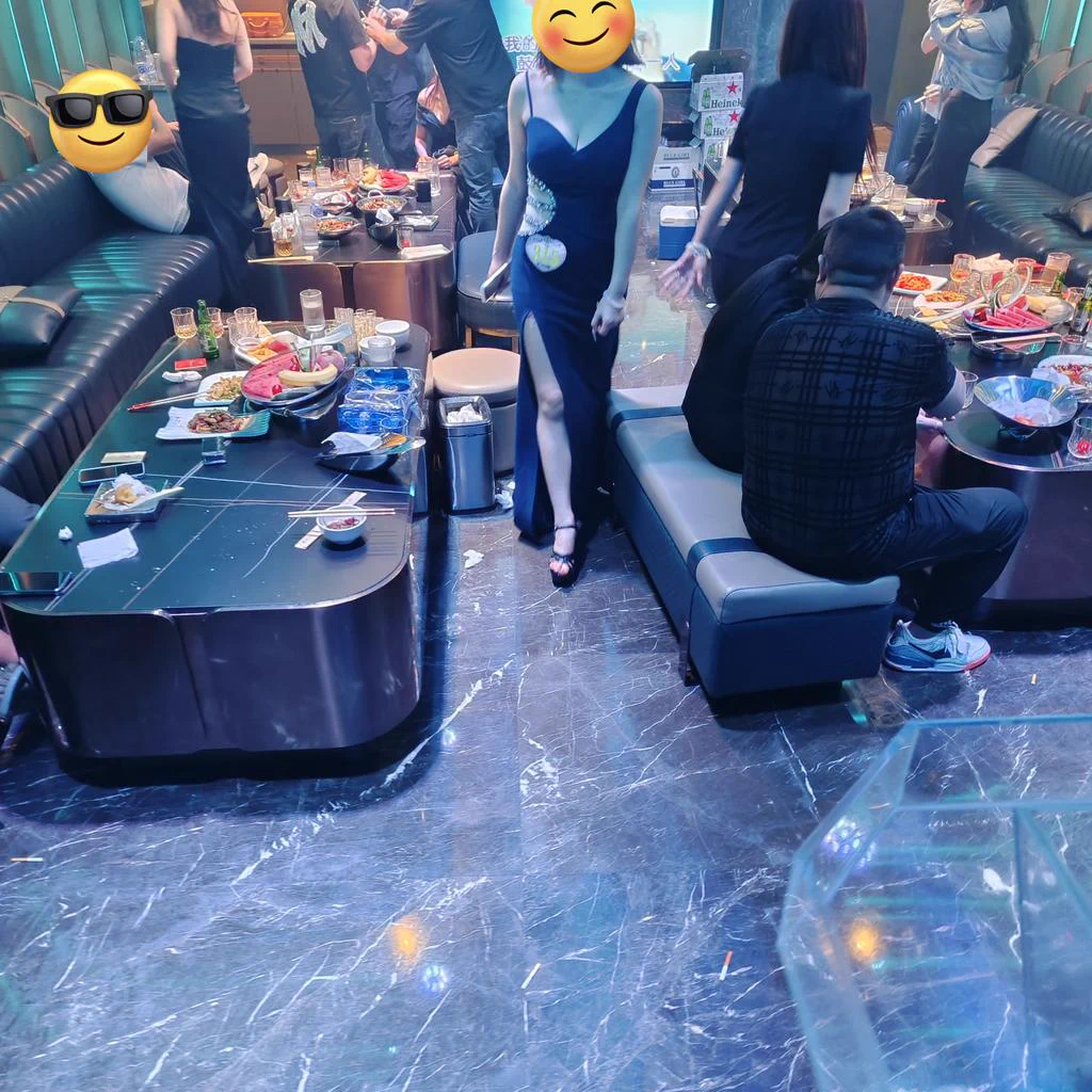今天摸这个 https://t.co/x2yl2ai4C0