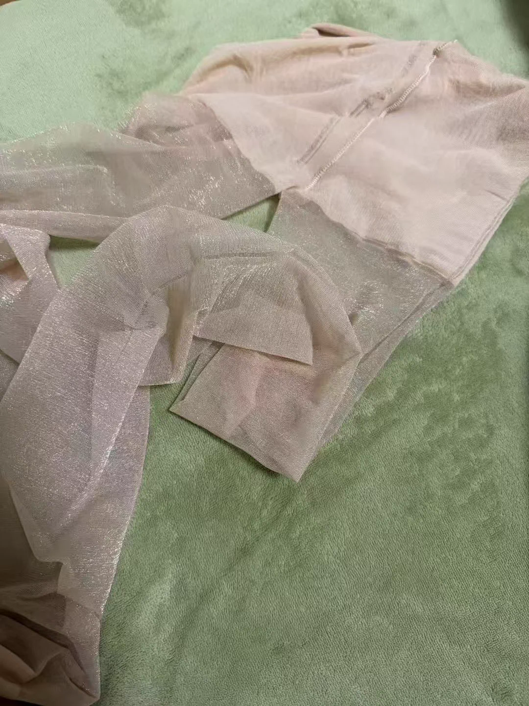 蛋和丝袜只能选一个呢 https://t.co/JvKrwTeCLj