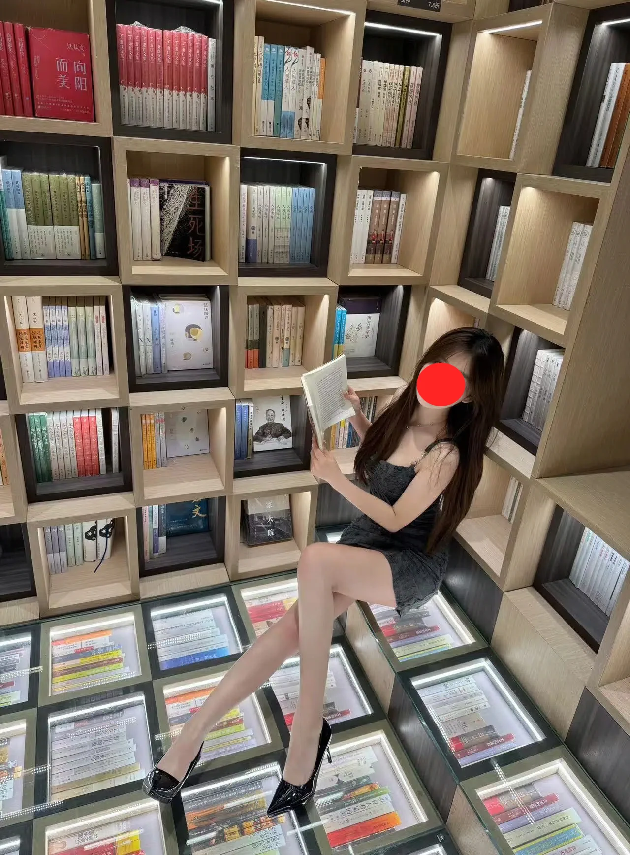 上新18岁小lo娘一枚，刚刚下海不久粉粉嫩嫩，特别m的一个小姑娘，喜欢被打屁股，期待您的调教。
电报号又封了宝子们加新群，门槛88过门槛以后安排，次3夜8
换QQ了，唯一qq3403993390
新看照聊天群https://t.co/99yOfS0Aj4
备份群https://t.co/xKeXsGie4U https://t.co/odHLtzODZ6