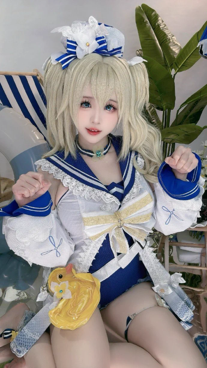 裸体完整版这边看：https://t.co/19QZZhWPTl https://t.co/zJMQCwoH9X