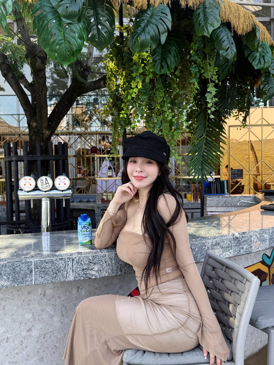 曼谷度假中 https://t.co/vvlVqzEUQP