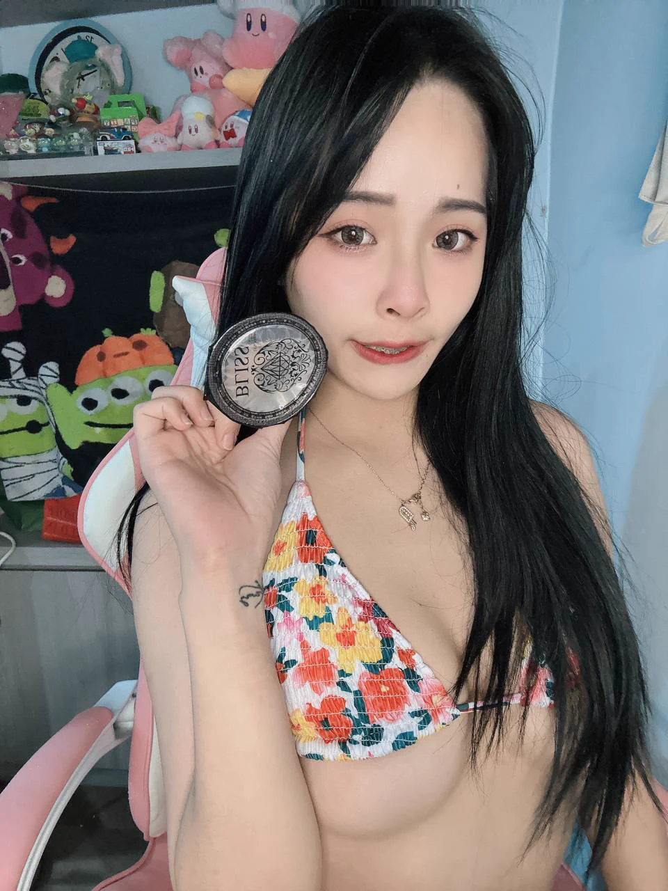 露個南半球
有人想看上半部分嘛～🩵

來唷🔗https://t.co/XezyKvy0F5 https://t.co/9vD1rJfSjm