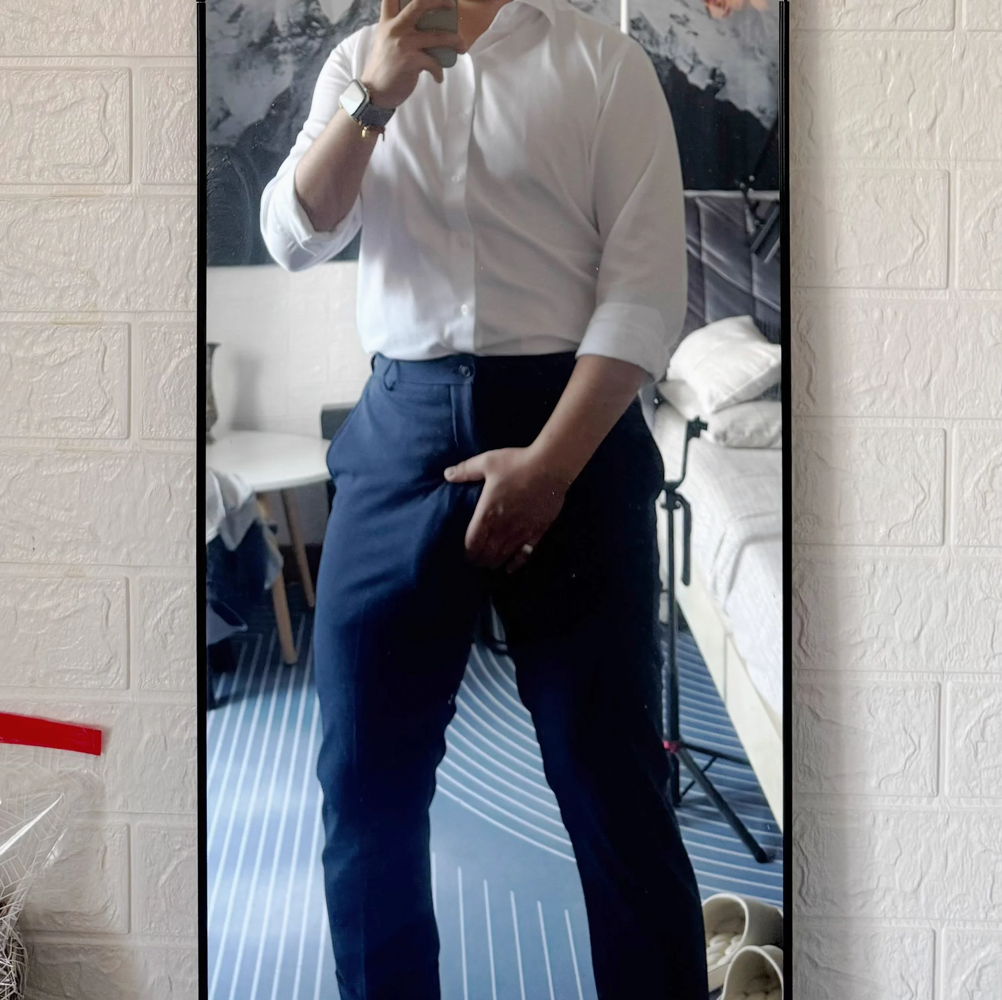 好热🥵那就今天放左边吧 https://t.co/bNUtddWOPf