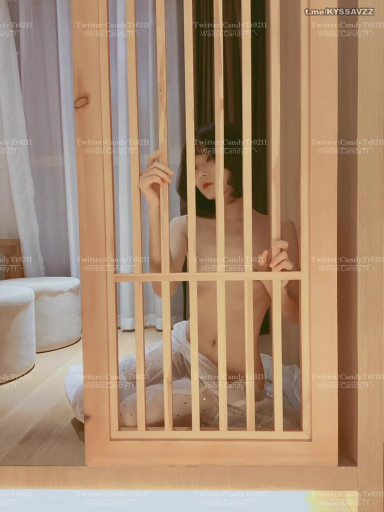 想看扣“糖糖” +转发 免费观看  你敢要我就敢发 https://t.co/g2eDpmQN2v