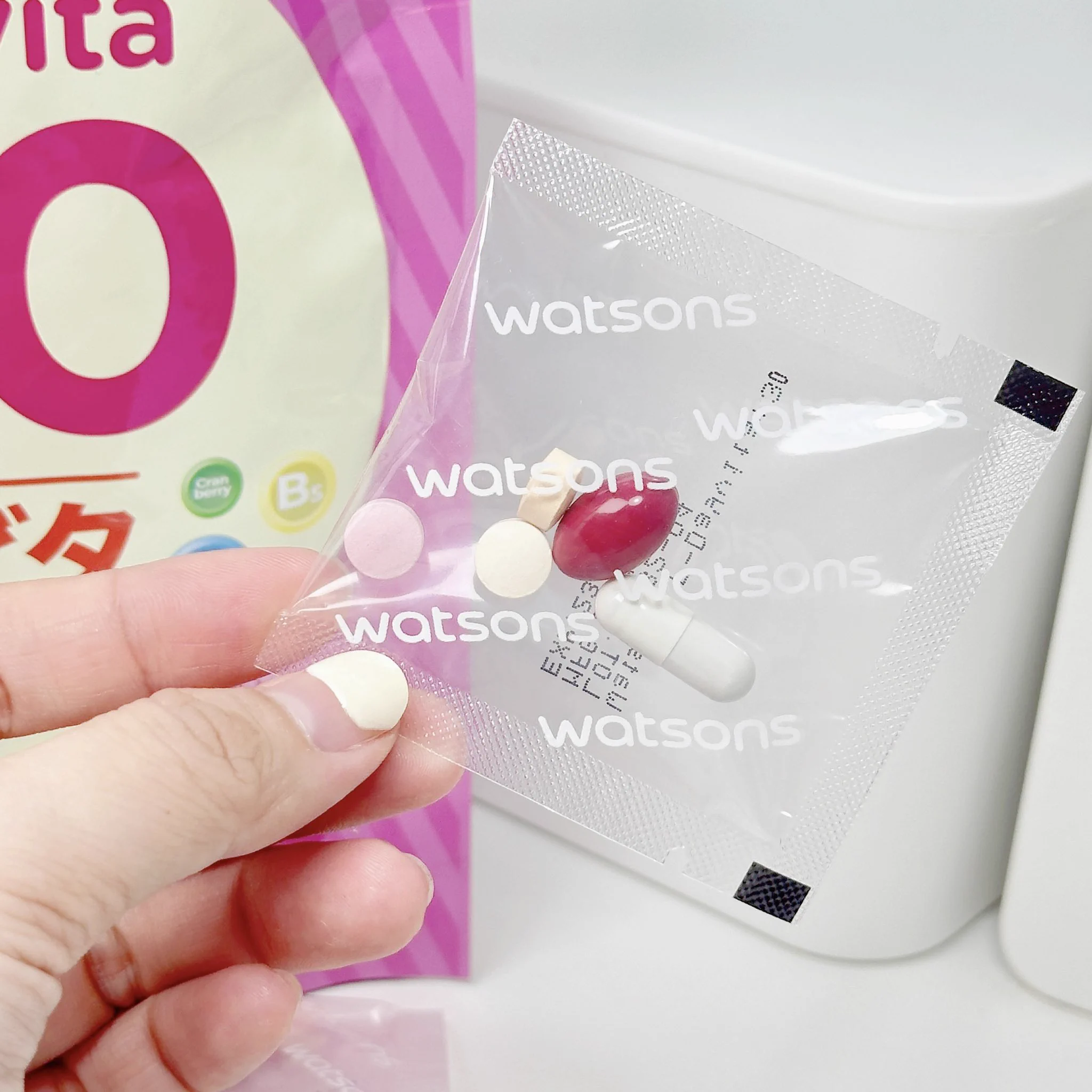 เล็งมานานละที่ Watsons สอยมาแล้วจ้าา วิตามิน DAYVITA คืองานเยอะ กิจกรรมแยะ แล้วสุขภาพต้องแข็งแรง! จัดค่าสาว คัดสรรมาให้แล้วตามช่วงอายุ 1 ซองมีวิตามินครบตามที่ร่างกายต้องการ ราคาดีมาก ตกวันละ 40฿ เอง สะดวกมากก แค่วันละ 1 ซองเล็ก ถือว่าช่วยใส่ใจสุขภาพแล้ว 
https://t.co/g5nr6XTLMd https://t.co/PvU44bINEv