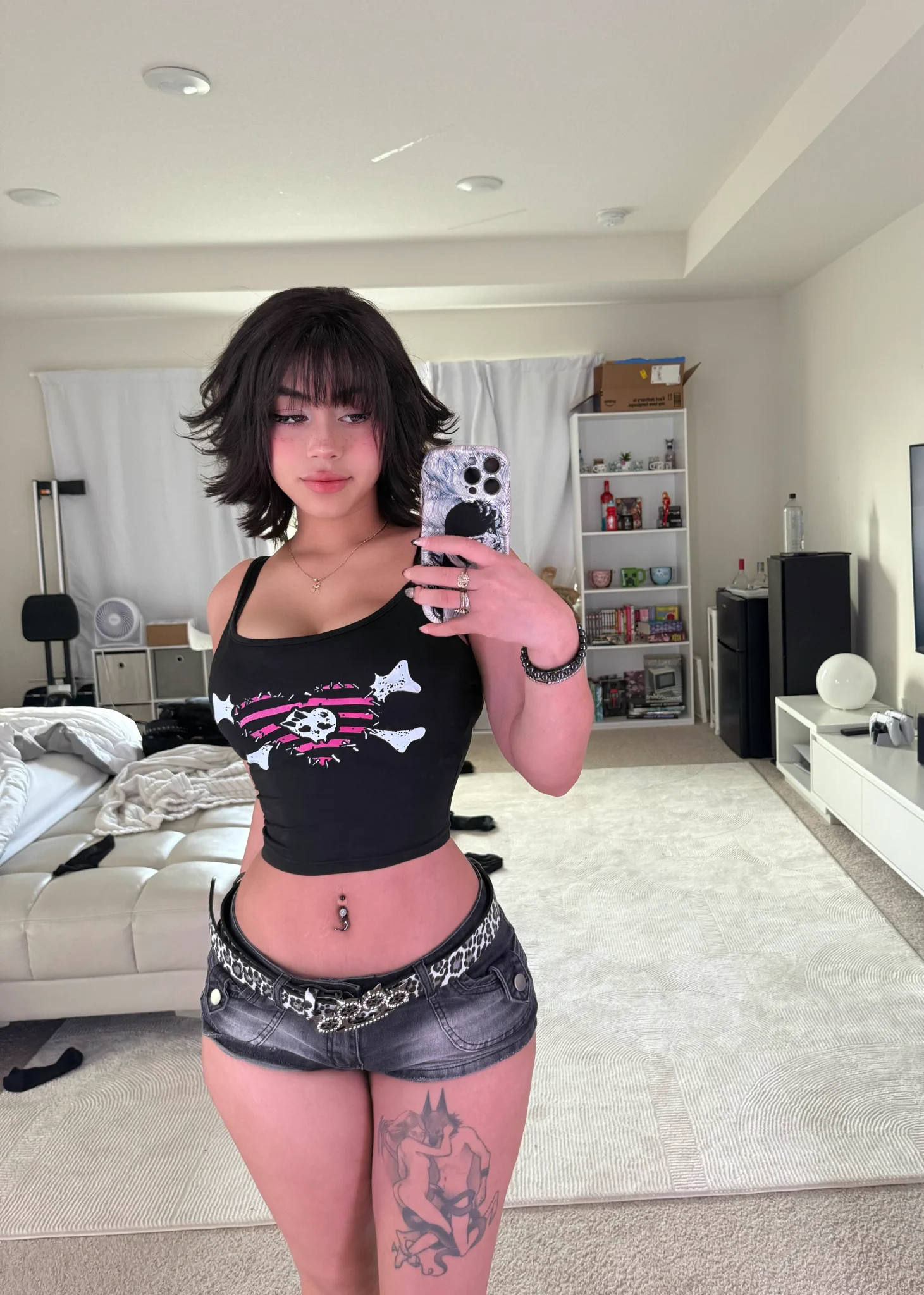 Can I call u and tell you all my secrets? 🖤 https://t.co/cj0snJlbmD