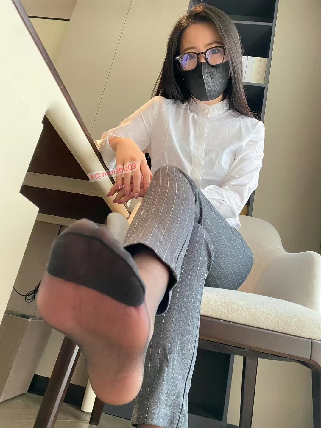 想给阿姨舔脚的过来报名

一个人的品质有五个层次：颜值，才华，性格，人品，慈悲。细细品味，这五个层次，既是身处世间的识人之法，也是涵养内心的修行之途。始于颜值，敬于才华，合于性格，久于人品，终于慈悲——这便是那条完整的路径。 https://t.co/n14CwoCPha