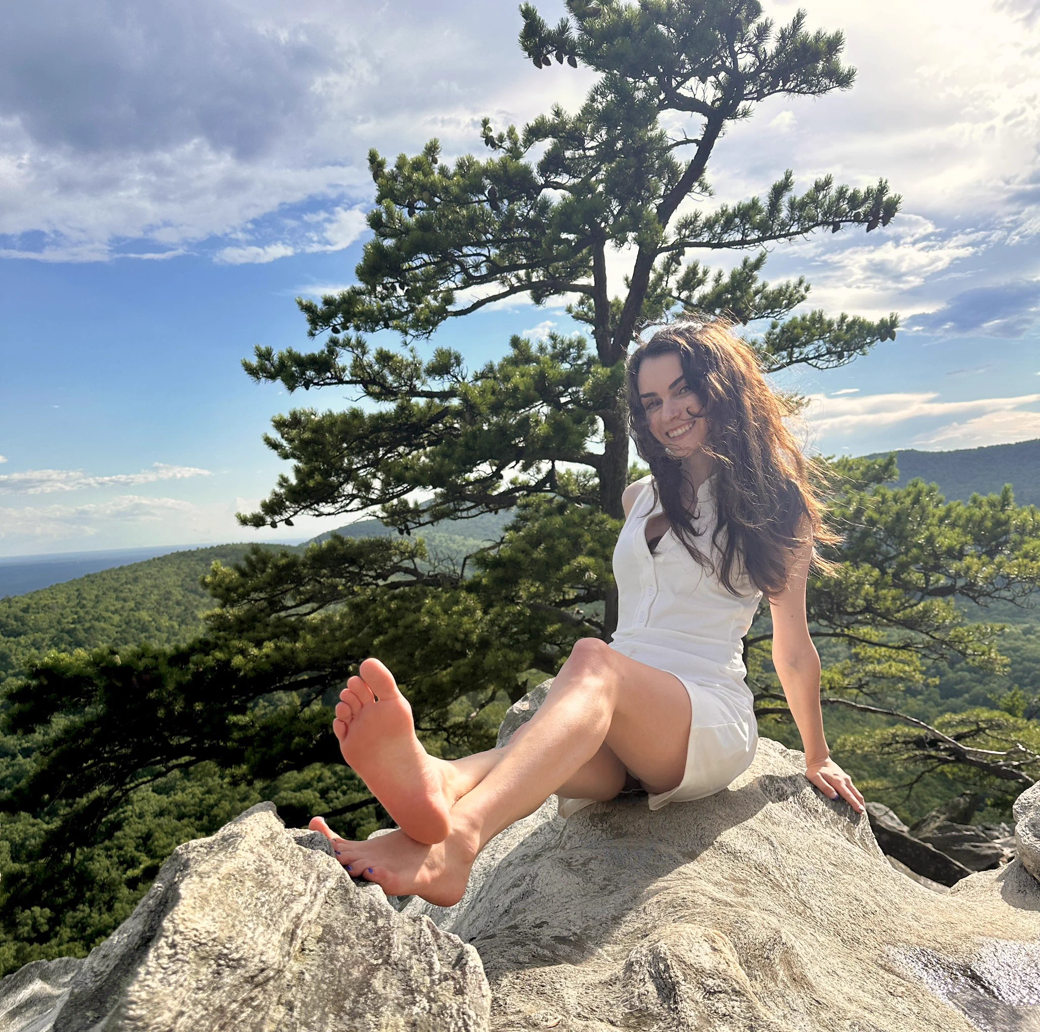 🩵Foot Fetish Friday Thread🩵

Post your favorite pics or videos that showcase you’re pretty feet https://t.co/ezV2cmIIQH