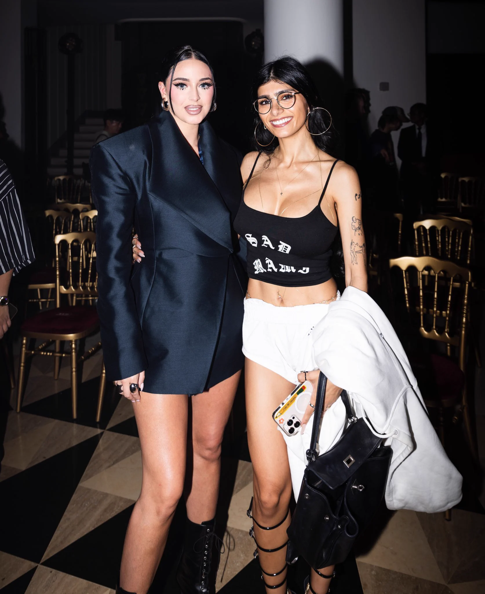 Camilla Araujo &amp; Mia Khalifa at Paris Fashion week 📸👀 https://t.co/1GwgFt9qGI