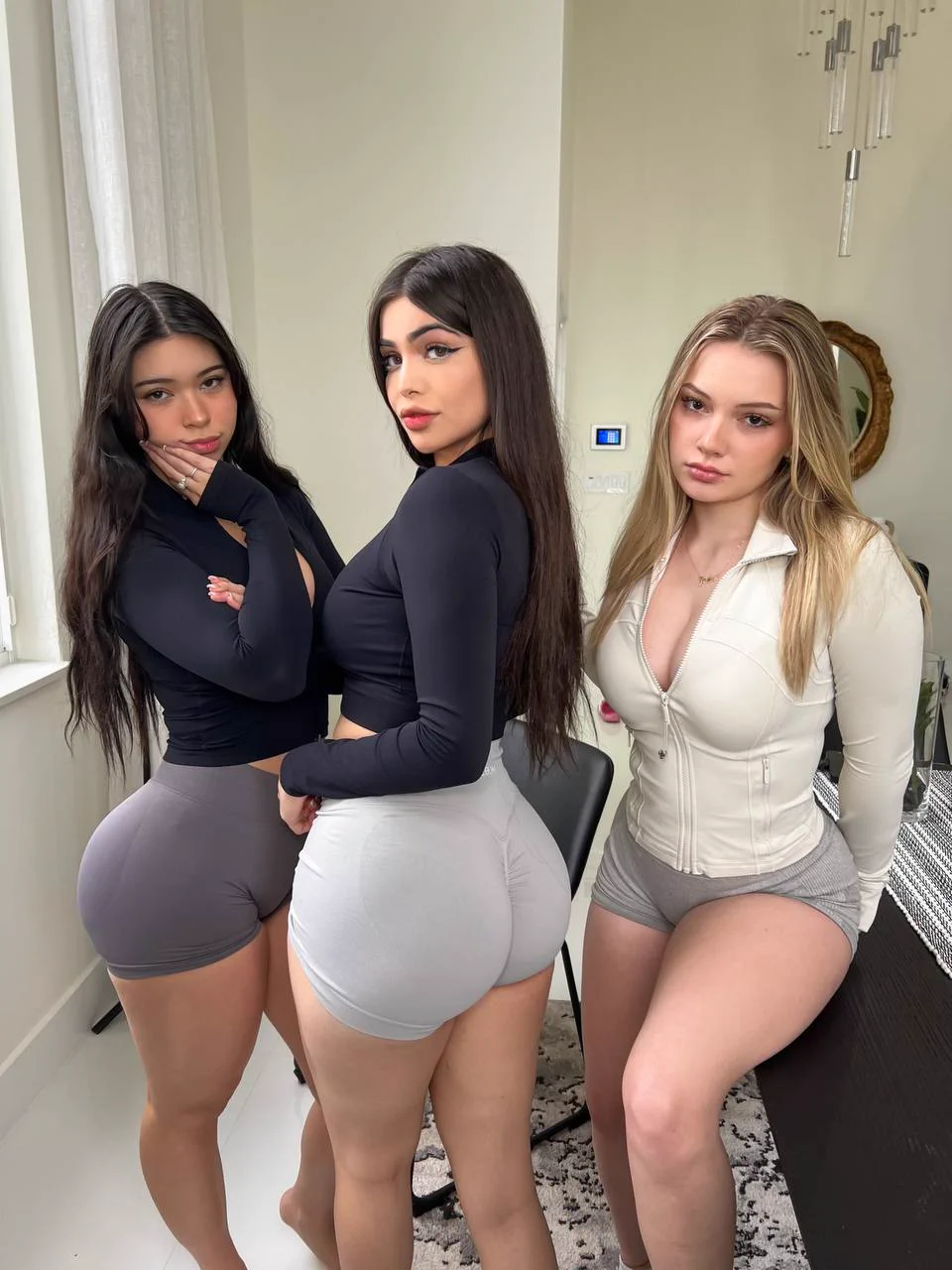 Why don’t you comment a ‘❤️’ and see what happens https://t.co/6WWVSLI6ly
