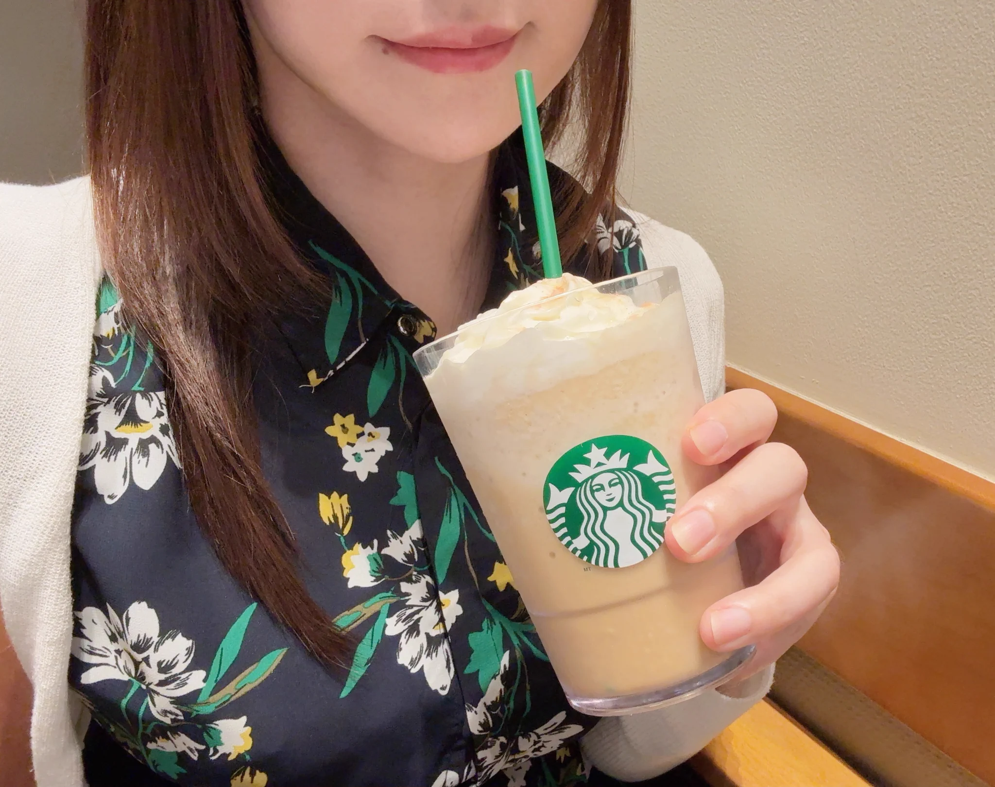 アールグレイのフラペチーノ
かなり好き🫖おいちかった🥰

紅茶好きだからまたのみたいっ https://t.co/XIU28h1HrE