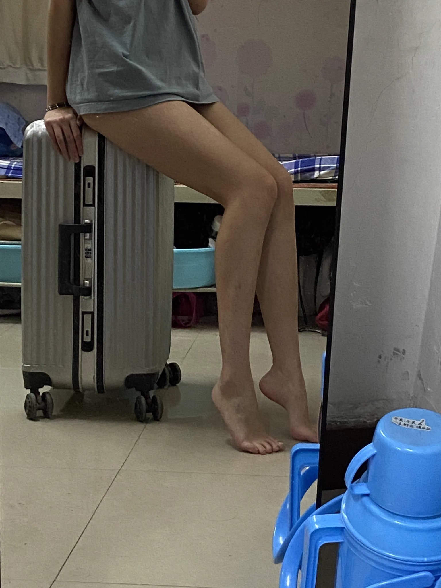 女大学生宿舍反差系列（76）
@MaecMax｜@QnewHome
@DaecMax ｜@SnewHome
@GaecMax ｜@GnewHome
@WaecMax｜@DnewHome

#反差 #反差女大 https://t.co/kFwmOD3cBO
