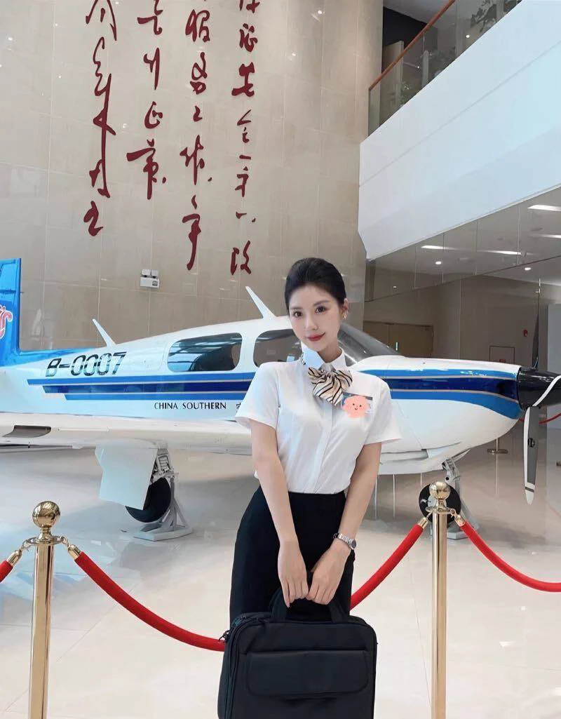 𝑺𝒉𝒂𝒏𝒈𝑯𝒂𝒊 ⑤🔝 樊樊

中国南方航空 可看证件
01年在飞 筷子腿 蜜桃臀
长期健身 🐻E
身高 172（净高）  #验证 #空降
#六九 #舌吻 #长腿 #碧玺 #双飞
🐧：3036583332
 🛰️：mm1887038
 ✈️:   https://t.co/Xy0NSMUo1O
 看照门槛🚪 100 （永久有效） 备注zfb口令🧧
✈️  https://t.co/vyfa6SFXAd https://t.co/cVcuvXfI6h